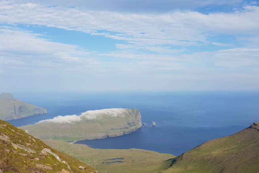Slættaratindur – Guided trip with faroese food